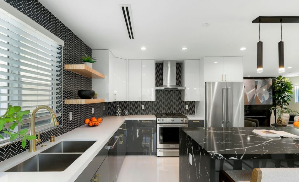 Achieving Contemporary Kitchen Perfection with High Gloss Finishes 1