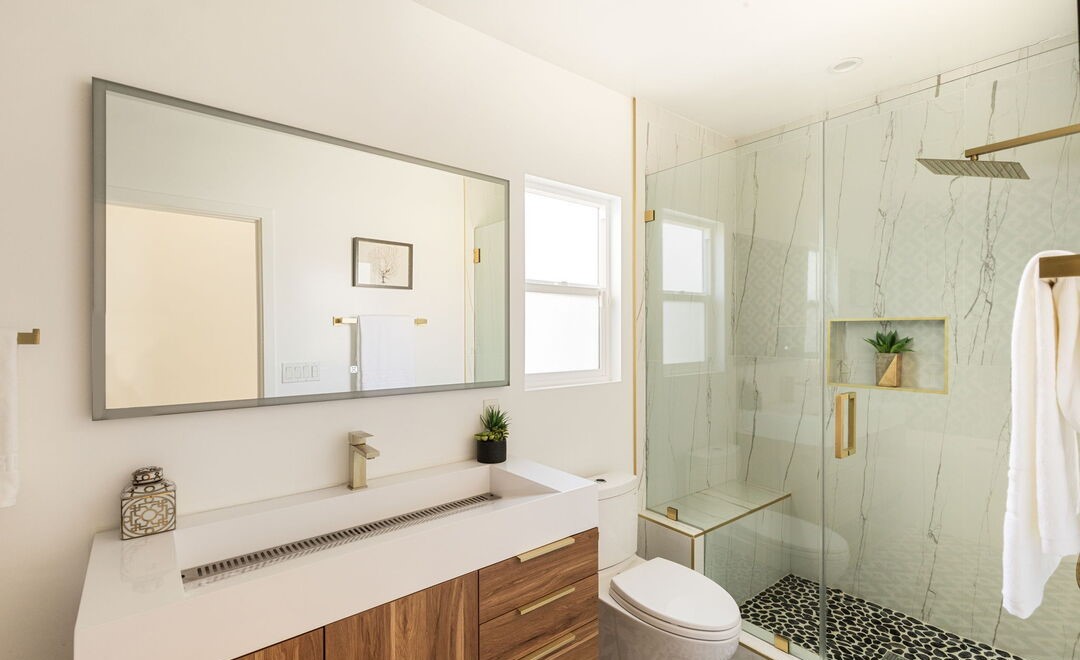 Inglewood Bathroom Remodel: Blending Style and Functionality 1