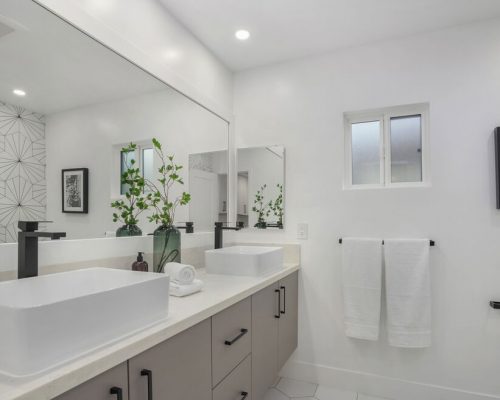 Timeless White Bathroom Inspirations for Today's Modern Home