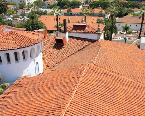 The Ultimate Roofing Design Guide for California Weather and Seasons