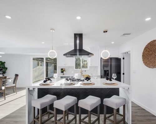 Herlyn T. in Thousand Oaks, CA Transforms Their Kitchen 1