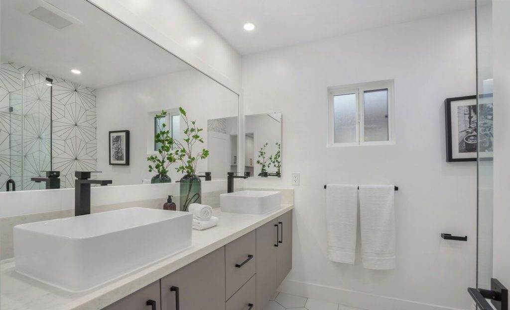 Woodland Hills Bathroom Remodel 1