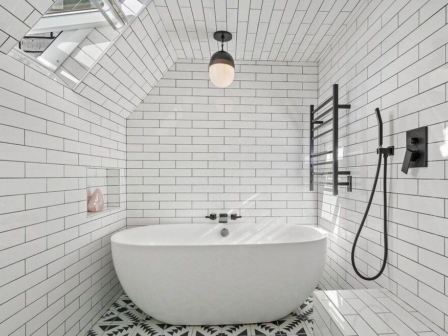 Choosing the Perfect Soaking Tub Tips for Master Bathroom Bliss Specialty Remodeling Inc